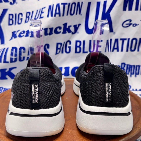 Skechers GO WALK Arch Fit 2.0 - Paityn women’s size 7.5 - Picture 7 of 9